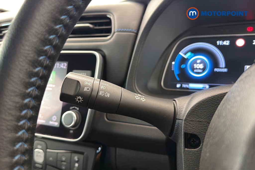 Nissan Leaf N-Connecta Automatic Electric Hatchback - Stock Number (1675567) - 5th supplementary image