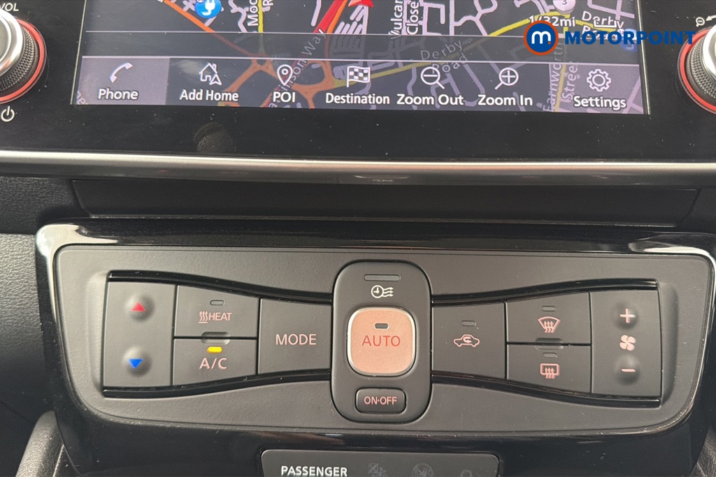 Nissan Leaf N-Connecta Automatic Electric Hatchback - Stock Number (1675567) - 12th supplementary image