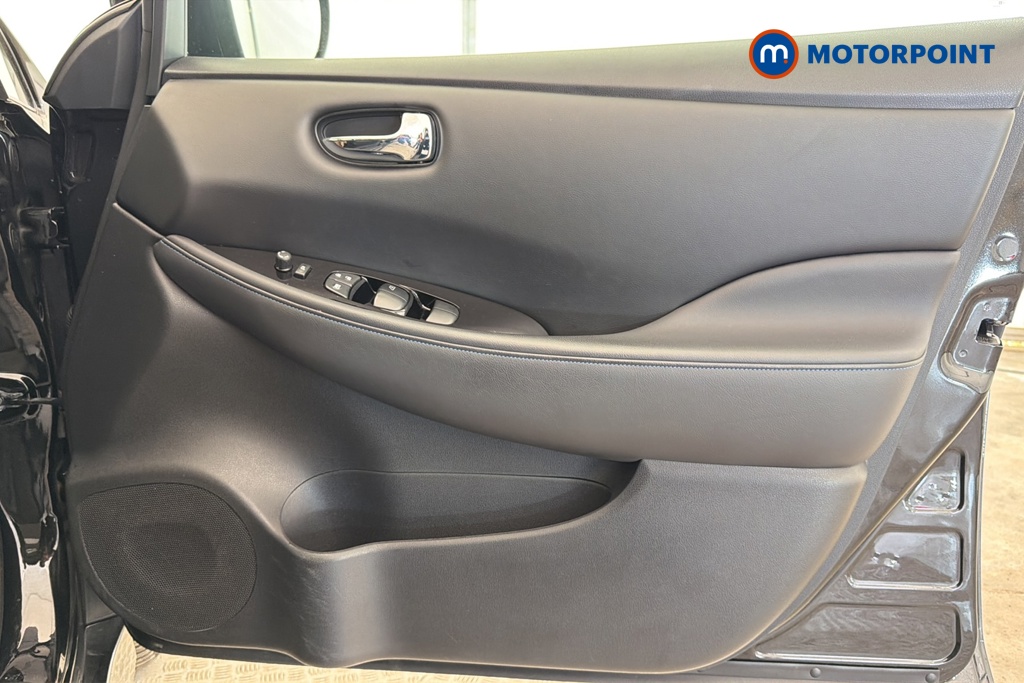 Nissan Leaf N-Connecta Automatic Electric Hatchback - Stock Number (1675567) - 18th supplementary image