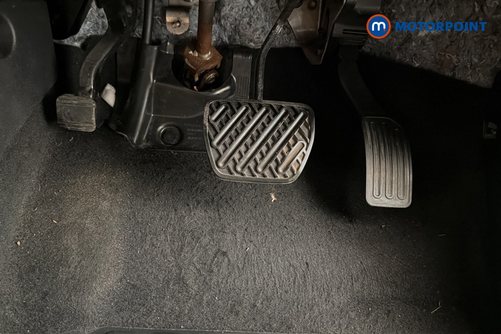 Nissan Leaf N-Connecta Automatic Electric Hatchback - Stock Number (1675567) - 24th supplementary image