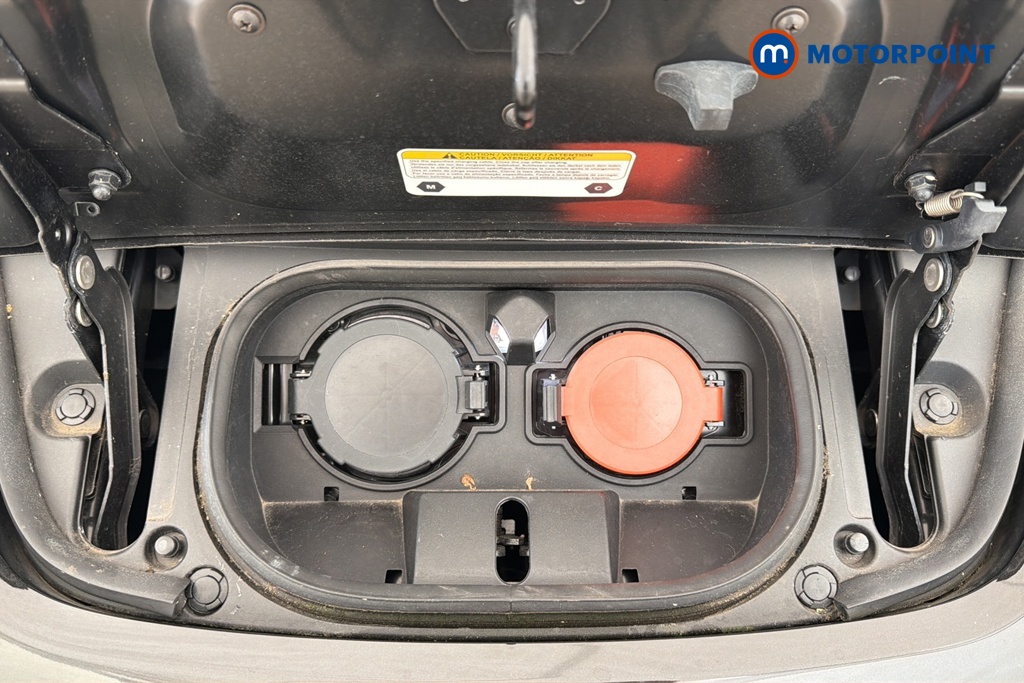 Nissan Leaf N-Connecta Automatic Electric Hatchback - Stock Number (1675567) - 41st supplementary image