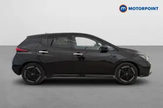 Nissan Leaf N-Connecta Automatic Electric Hatchback - Stock Number (1675567) - Passenger side
