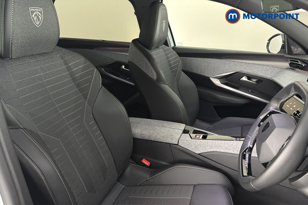 Peugeot 5008 GT Automatic Petrol SUV - Stock Number (1675586) - 22nd supplementary image
