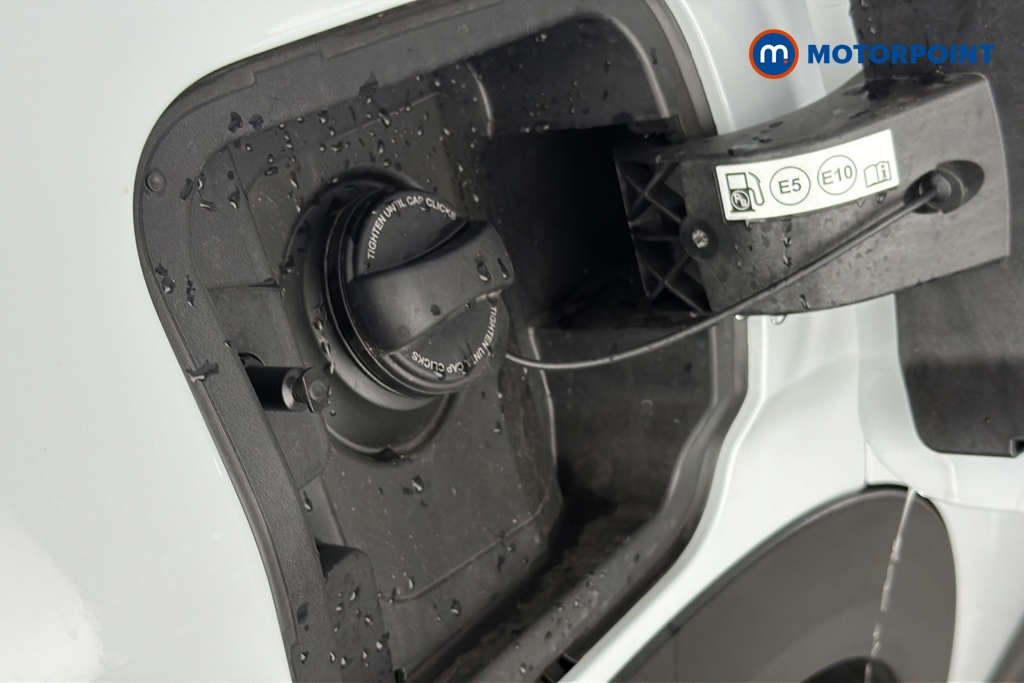 Peugeot 5008 GT Automatic Petrol SUV - Stock Number (1675586) - 41st supplementary image