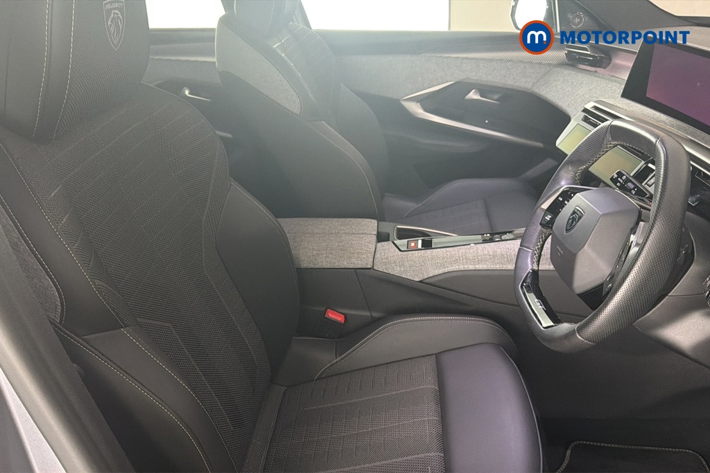 Peugeot 5008 GT Automatic Petrol SUV - Stock Number (1675615) - 22nd supplementary image