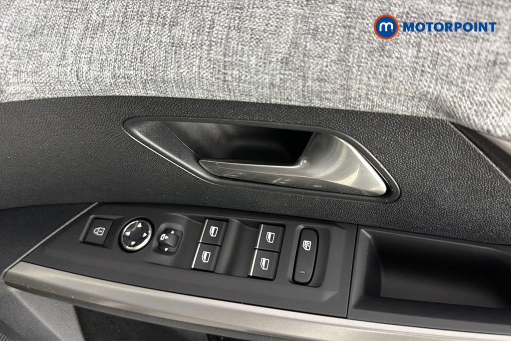 Peugeot 5008 GT Automatic Petrol SUV - Stock Number (1675619) - 19th supplementary image