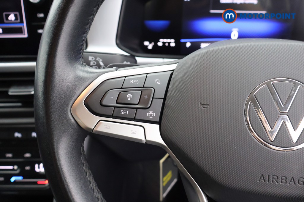 Volkswagen T-Roc Life Automatic Petrol SUV - Stock Number (1675934) - 2nd supplementary image