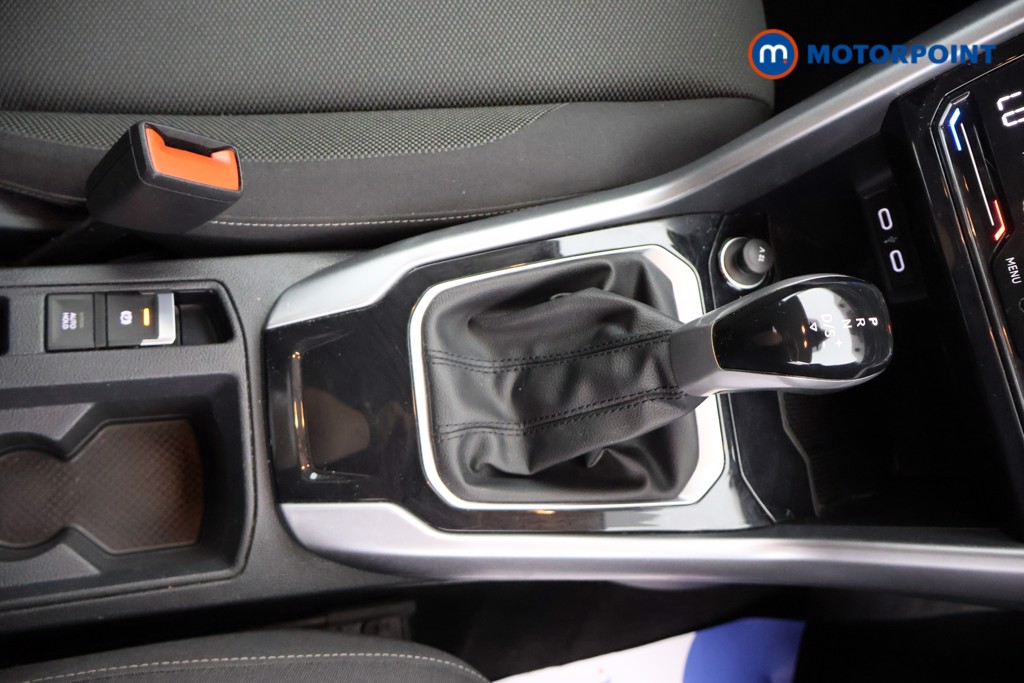 Volkswagen T-Roc Life Automatic Petrol SUV - Stock Number (1675934) - 11th supplementary image
