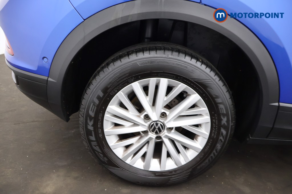 Volkswagen T-Roc Life Automatic Petrol SUV - Stock Number (1675934) - 32nd supplementary image