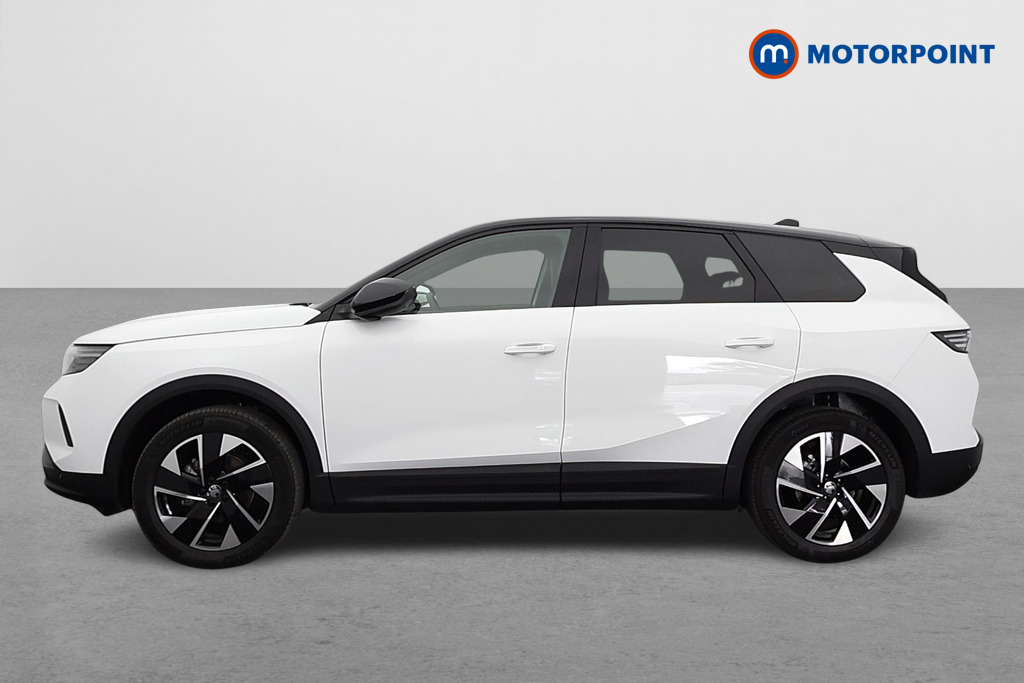 Vauxhall Grandland Ultimate Automatic Petrol SUV - Stock Number (1676019) - Passenger side