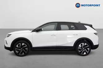Vauxhall Grandland Ultimate Automatic Petrol SUV - Stock Number (1676019) - Passenger side