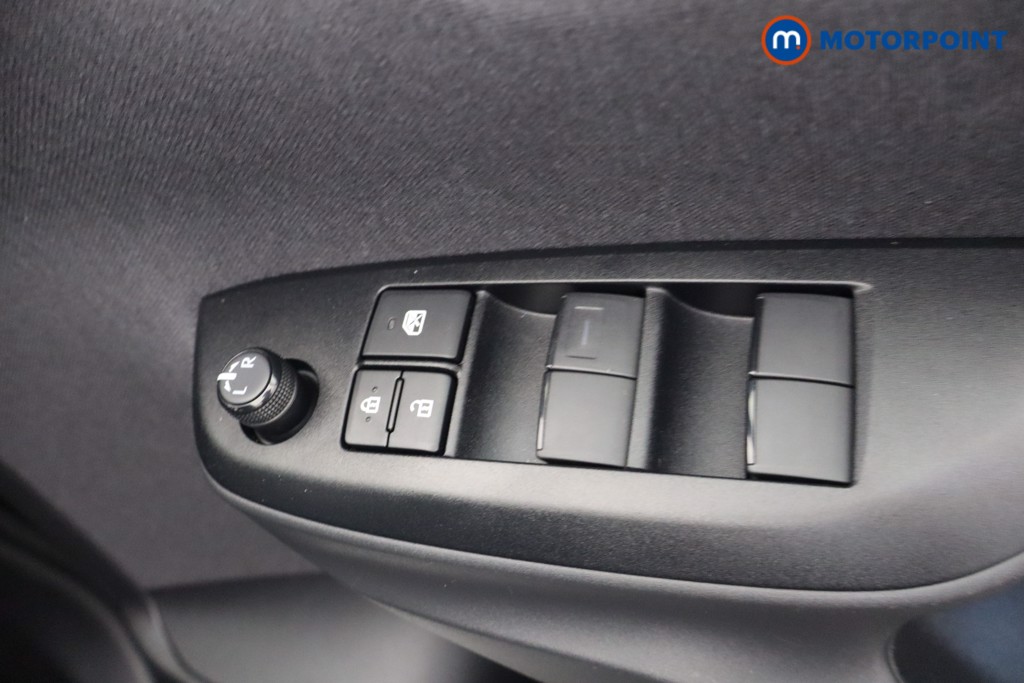Toyota Yaris Cross Design Automatic Petrol-Electric Hybrid Estate - Stock Number (1676059) - 10th supplementary image