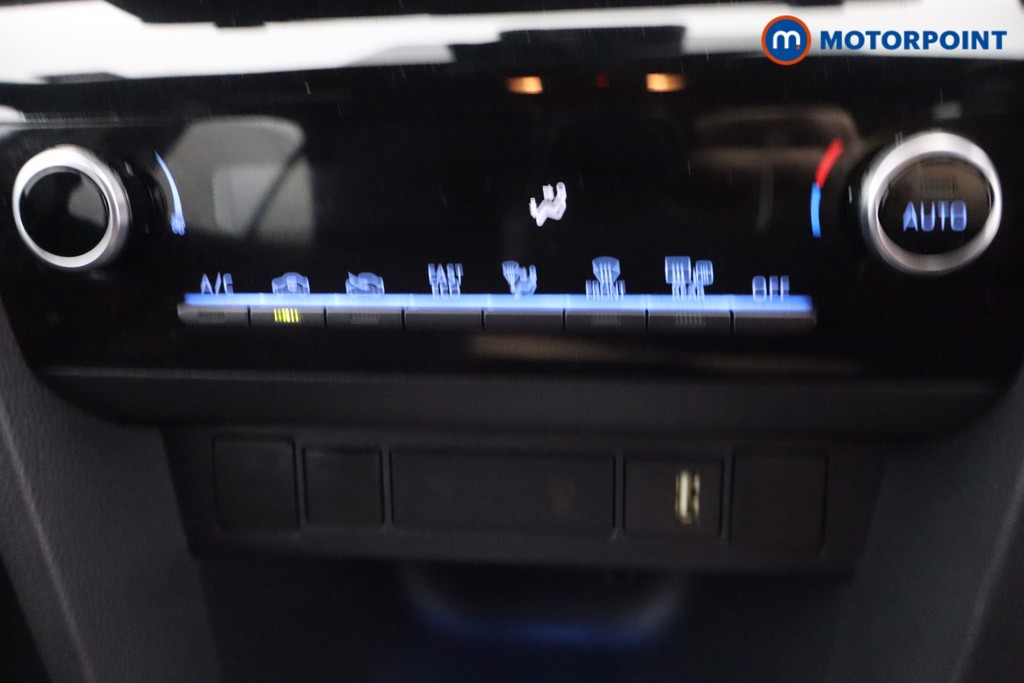 Toyota Yaris Cross Design Automatic Petrol-Electric Hybrid Estate - Stock Number (1676059) - 16th supplementary image
