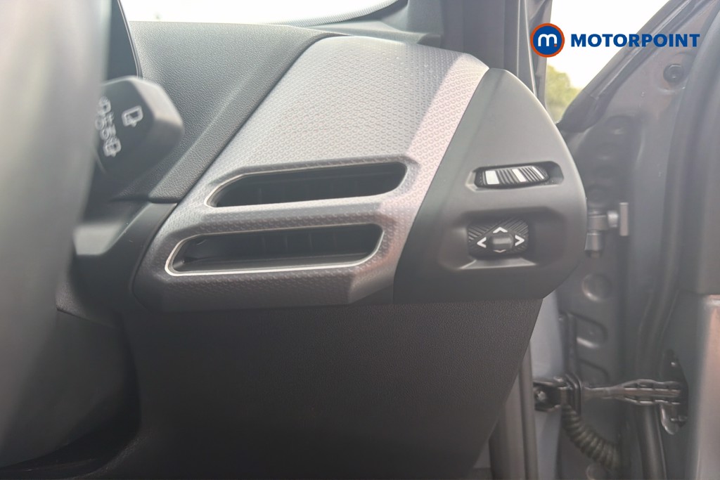 BMW 1 Series M Sport Automatic Petrol Hatchback - Stock Number (1676171) - 17th supplementary image