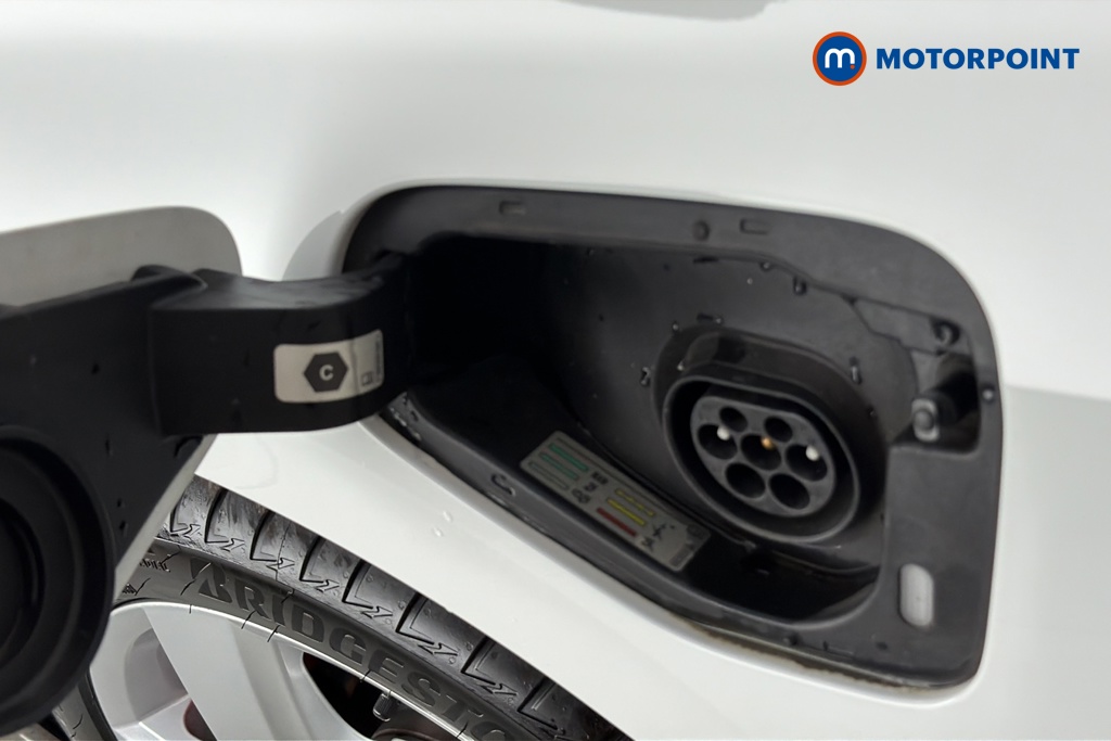 Volkswagen Golf GTE Automatic Petrol Plug-In Hybrid Hatchback - Stock Number (1676212) - 40th supplementary image