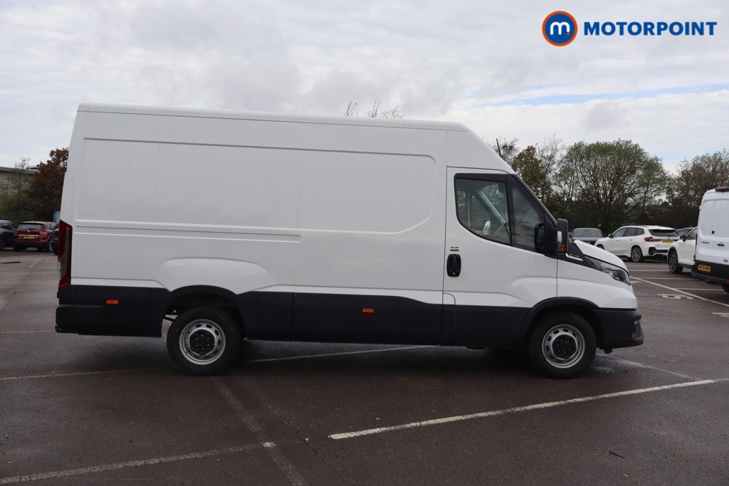 Iveco Daily Business Automatic Diesel High Volume-High Roof Van - Stock Number (1640169) - 4th supplementary image