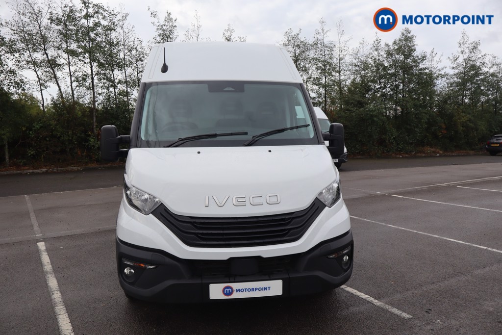 Iveco Daily Business Automatic Diesel High Volume-High Roof Van - Stock Number (1640169) - Front bumper