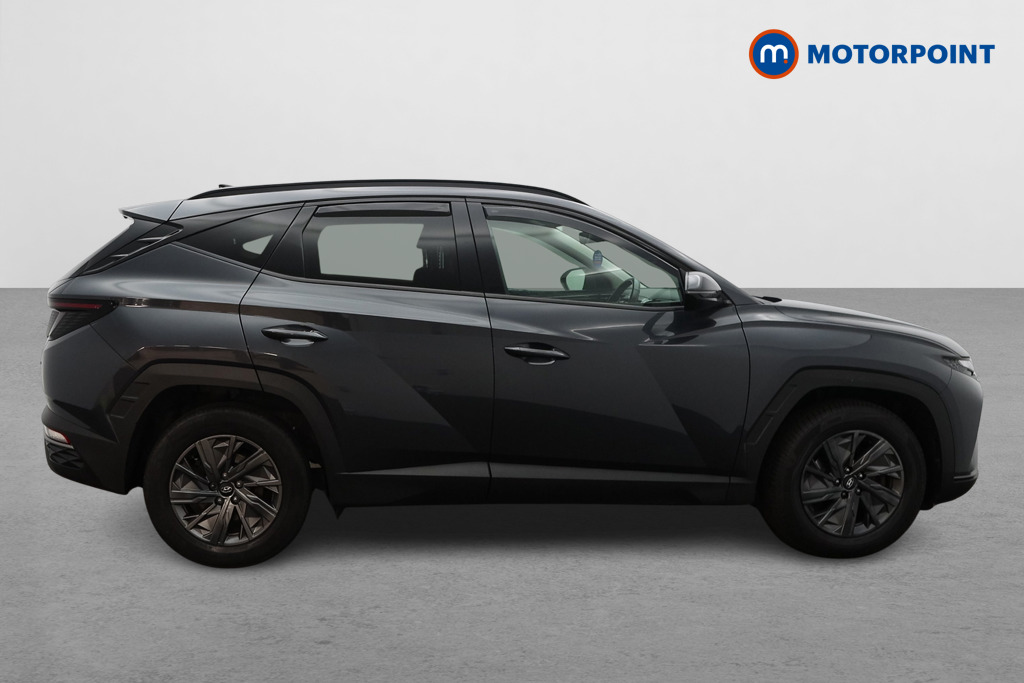 Hyundai Tucson Se Connect Manual Petrol SUV - Stock Number (1651557) - Drivers side