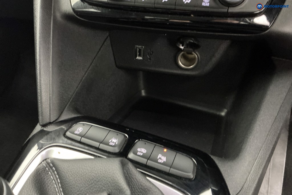 Vauxhall Corsa Elite Manual Petrol Hatchback - Stock Number (1657810) - 16th supplementary image