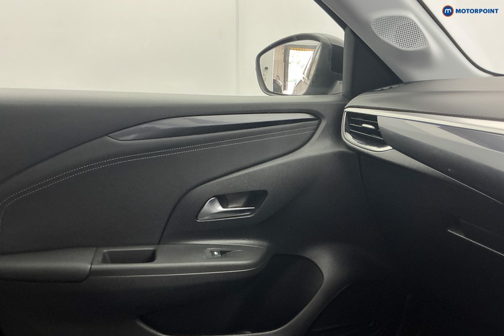 Vauxhall Corsa Elite Manual Petrol Hatchback - Stock Number (1657810) - 19th supplementary image