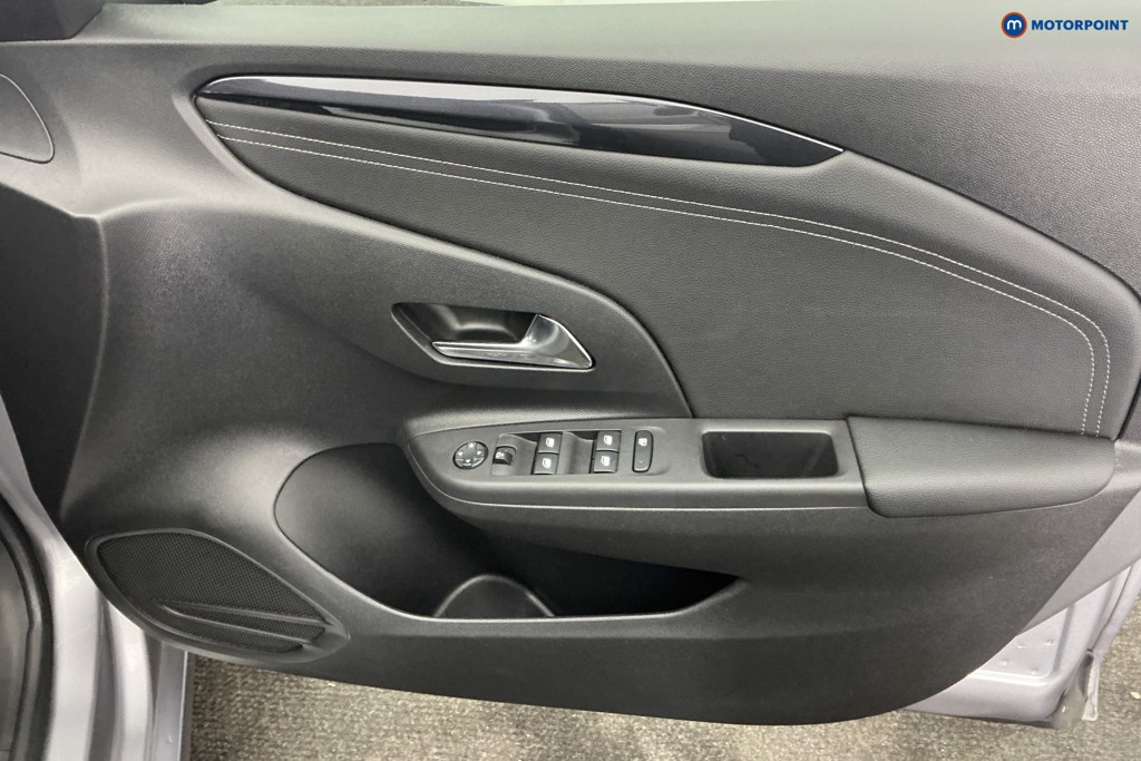 Vauxhall Corsa Elite Manual Petrol Hatchback - Stock Number (1657810) - 24th supplementary image