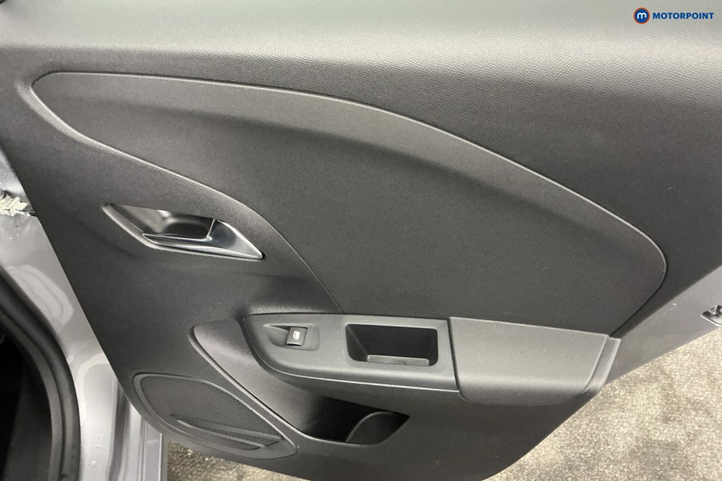Vauxhall Corsa Elite Manual Petrol Hatchback - Stock Number (1657810) - 26th supplementary image