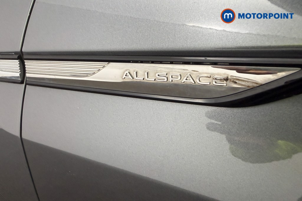 Volkswagen Tiguan Allspace Life Manual Petrol SUV - Stock Number (1663390) - 2nd supplementary image
