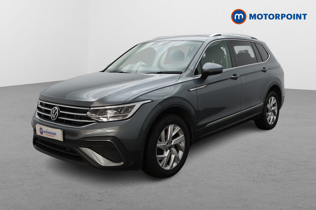 Volkswagen Tiguan Allspace Life Manual Petrol SUV - Stock Number (1663390) - Passenger side front corner