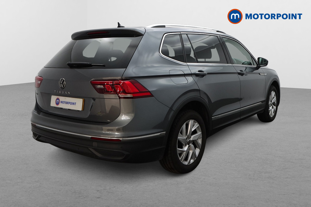 Volkswagen Tiguan Allspace Life Manual Petrol SUV - Stock Number (1663390) - Drivers side rear corner
