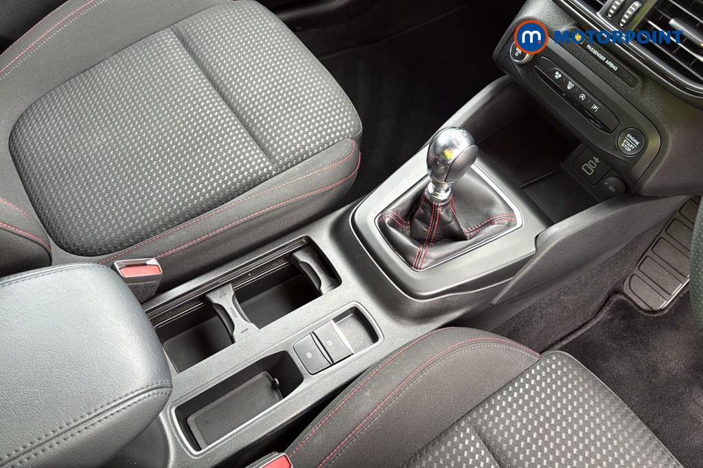 Ford Focus St-Line Edition Manual Petrol Hatchback - Stock Number (1665241) - 15th supplementary image