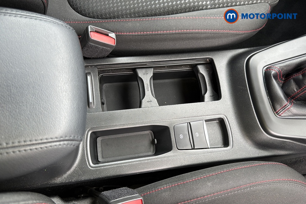 Ford Focus St-Line Edition Manual Petrol Hatchback - Stock Number (1665241) - 16th supplementary image