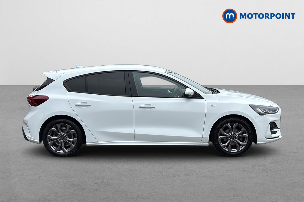 Ford Focus St-Line Edition Manual Petrol Hatchback - Stock Number (1665241) - Passenger side