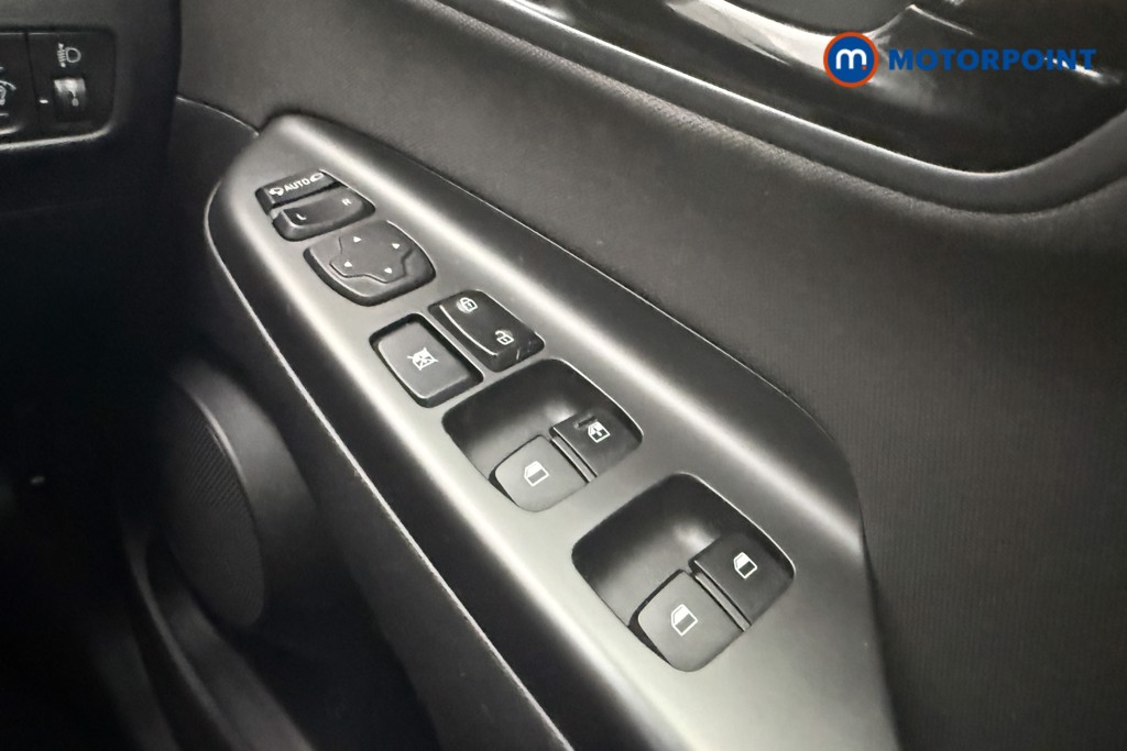 Hyundai Kona Premium Automatic Petrol-Electric Hybrid SUV - Stock Number (1665326) - 17th supplementary image