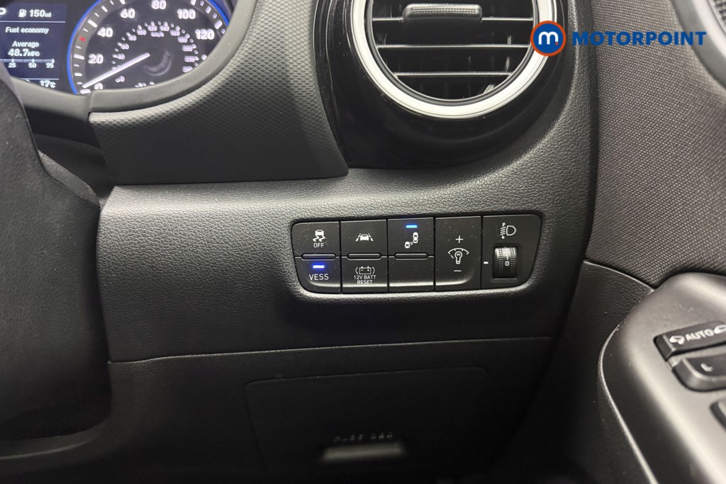 Hyundai Kona Premium Automatic Petrol-Electric Hybrid SUV - Stock Number (1665326) - 18th supplementary image
