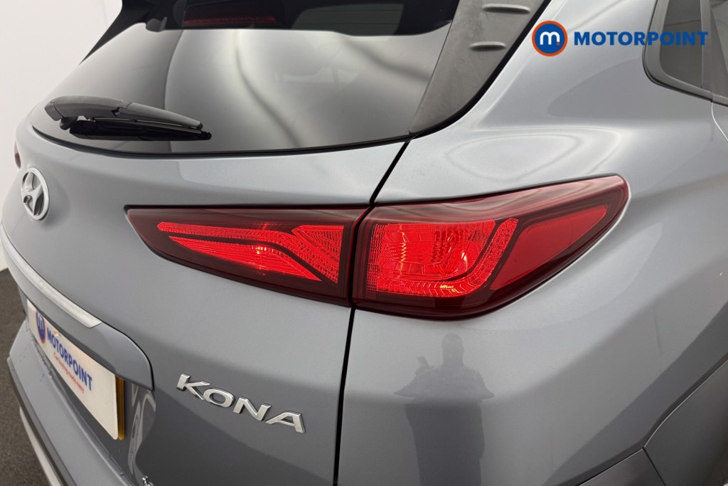 Hyundai Kona Premium Automatic Petrol-Electric Hybrid SUV - Stock Number (1665326) - 19th supplementary image