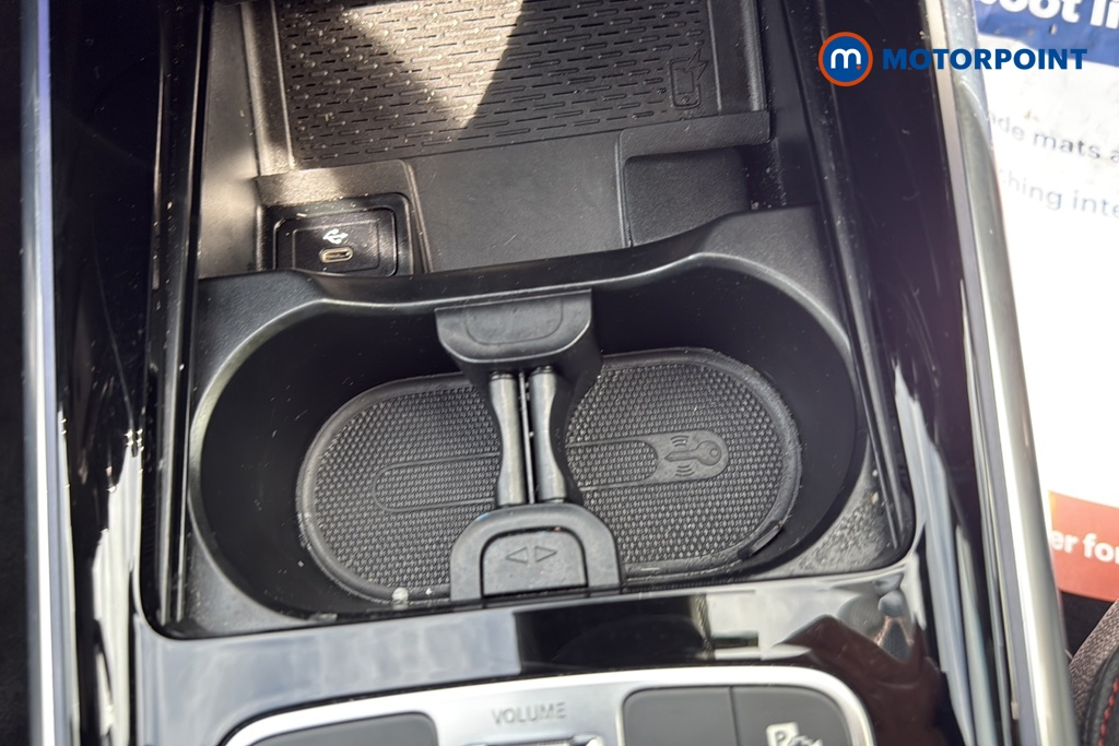Mercedes-Benz GLA Amg Line Automatic Petrol SUV - Stock Number (1666666) - 16th supplementary image