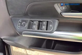 Mercedes-Benz GLA Amg Line Automatic Petrol SUV - Stock Number (1666666) - 19th supplementary image
