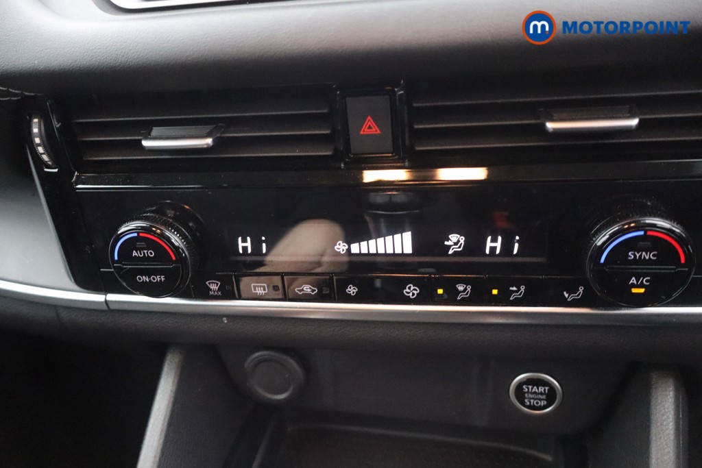 Nissan Qashqai Acenta Premium Manual Petrol SUV - Stock Number (1667095) - 16th supplementary image
