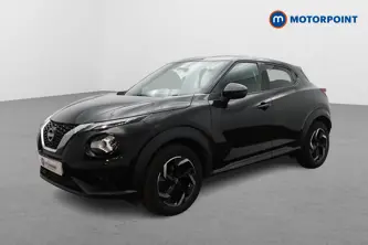 Nissan Juke N-Connecta Manual Petrol SUV - Stock Number (1667166) - Passenger side front corner