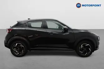 Nissan Juke N-Connecta Manual Petrol SUV - Stock Number (1667166) - Drivers side