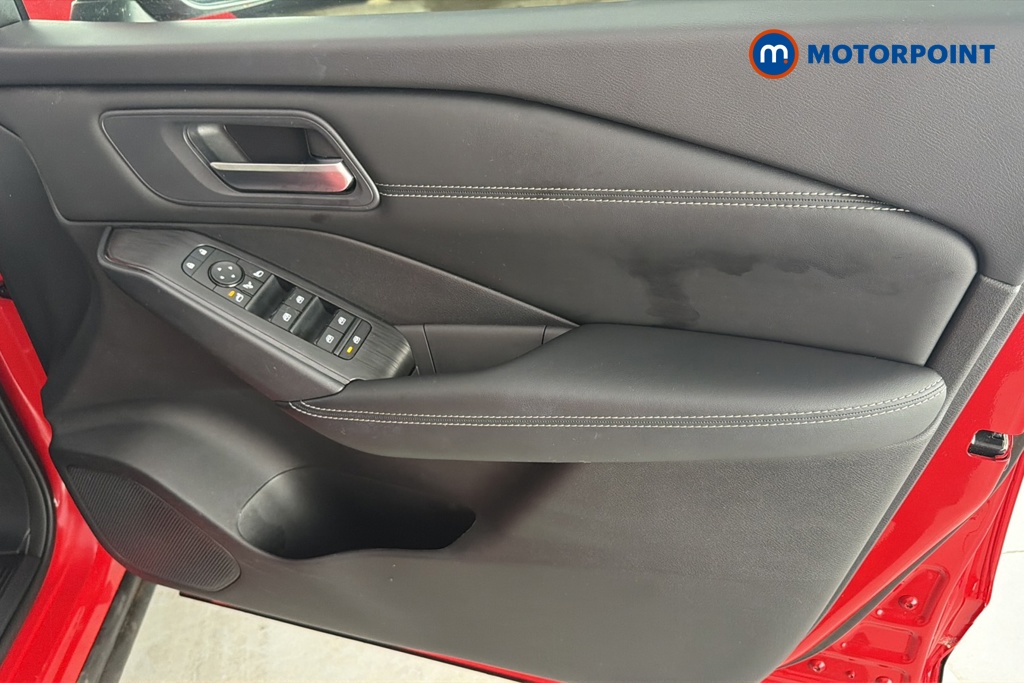 Nissan Qashqai Acenta Premium Manual Petrol SUV - Stock Number (1667610) - 18th supplementary image