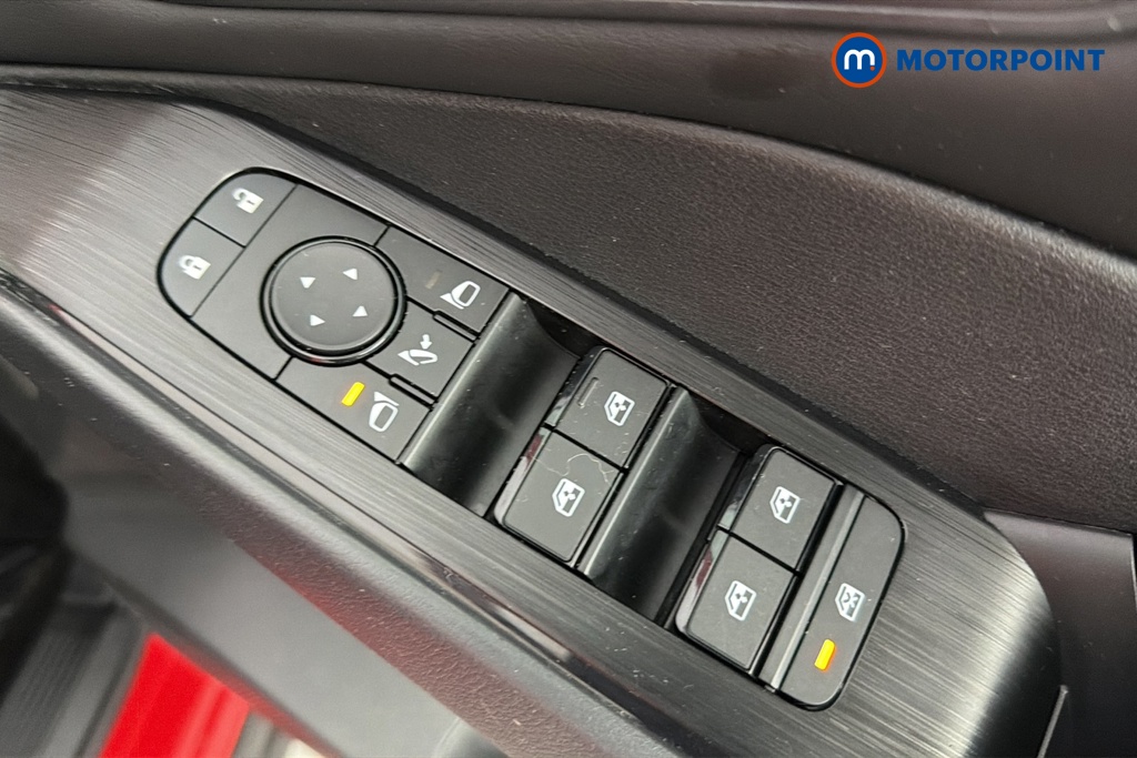 Nissan Qashqai Acenta Premium Manual Petrol SUV - Stock Number (1667610) - 19th supplementary image