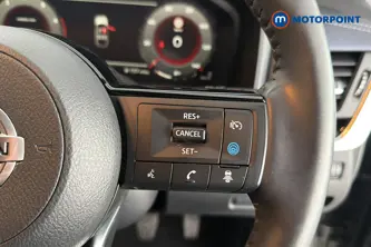 Nissan Qashqai Tekna Manual Petrol SUV - Stock Number (1667612) - 3rd supplementary image