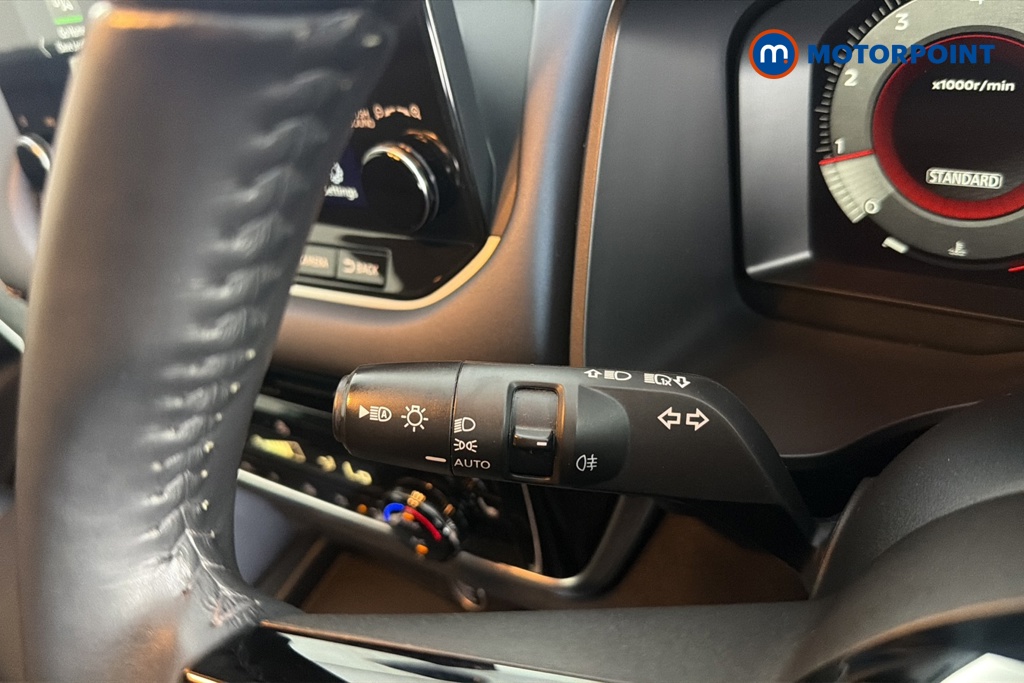 Nissan Qashqai Tekna Manual Petrol SUV - Stock Number (1667612) - 5th supplementary image