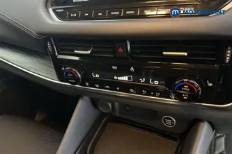Nissan Qashqai Tekna Manual Petrol SUV - Stock Number (1667612) - 12th supplementary image
