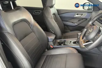 Nissan Qashqai Tekna Manual Petrol SUV - Stock Number (1667612) - 22nd supplementary image