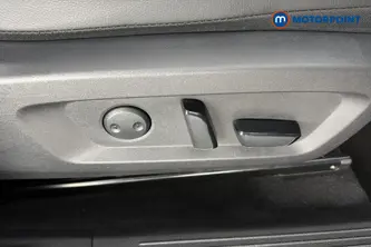 Nissan Qashqai Tekna Manual Petrol SUV - Stock Number (1667612) - 23rd supplementary image