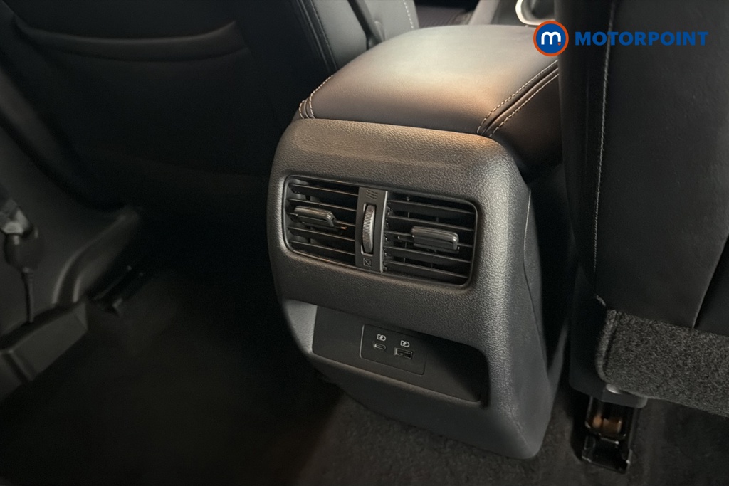 Nissan Qashqai Tekna Manual Petrol SUV - Stock Number (1667612) - 28th supplementary image