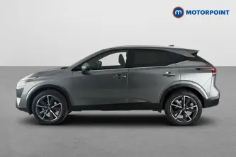 Nissan Qashqai Tekna Manual Petrol SUV - Stock Number (1667612) - Drivers side