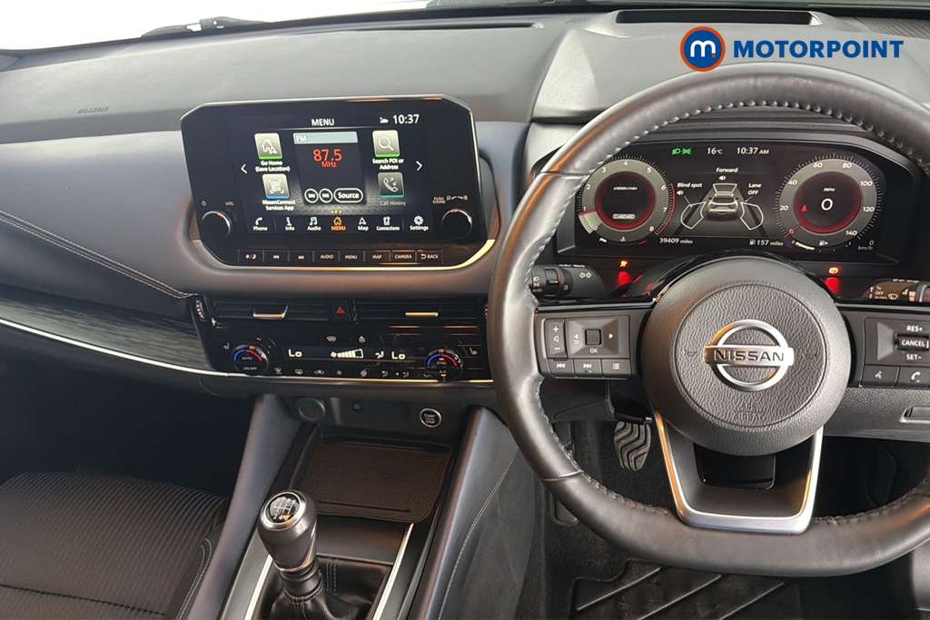 Nissan Qashqai Tekna Manual Petrol SUV - Stock Number (1667612) - 1st supplementary image